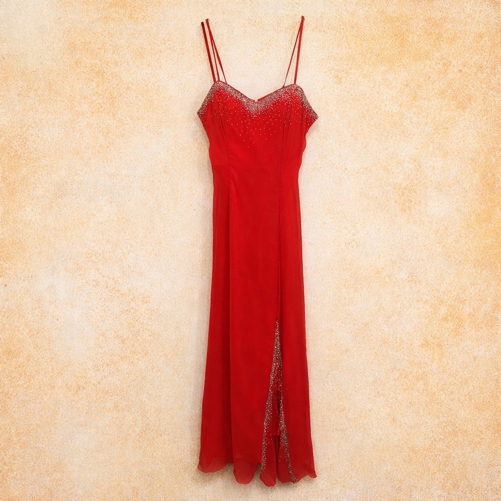 ISABELLA VINTAGE 100% SILK BEADED RED GOWN